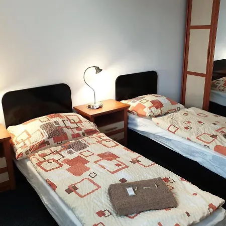 Chodov Apartamento *
